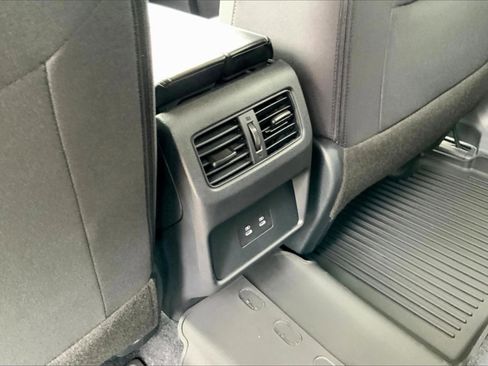 New 2025 Nissan Rogue SV image 13