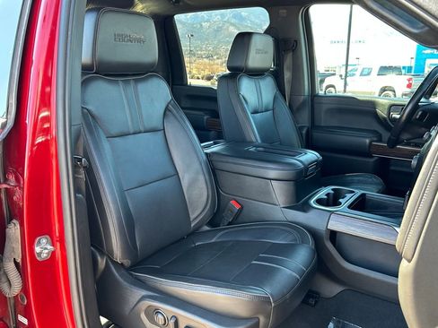 Used 2022 Chevrolet Silverado 2500 High Country w/ LPO, Hitch Package image 19