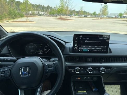 Used 2024 Honda CR-V Sport-L image 11