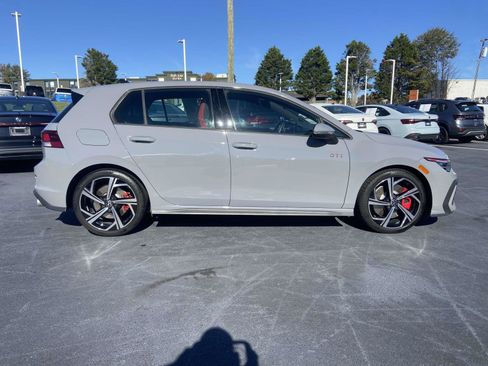 Certified 2025 Volkswagen GTI SE image 10