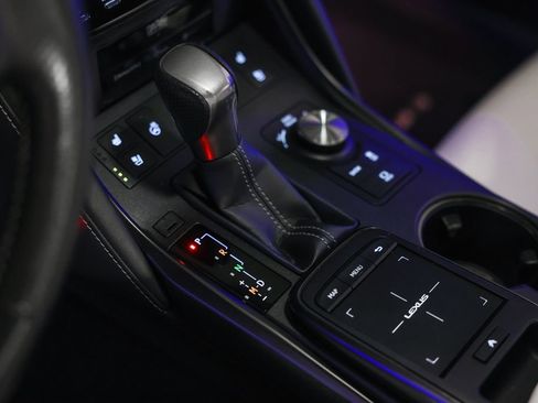 Used 2022 Lexus IS 350 F Sport RWD image 33