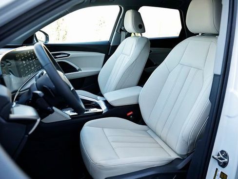 New 2025 Audi Q5 Premium image 19