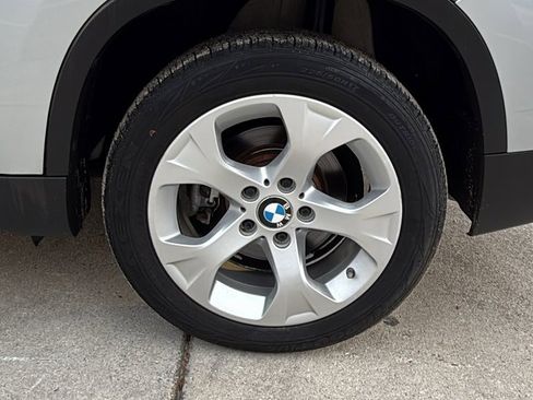 Used 2015 BMW X1 sDrive28i image 10