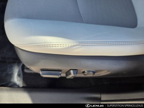 Used 2023 Toyota RAV4 Limited image 15