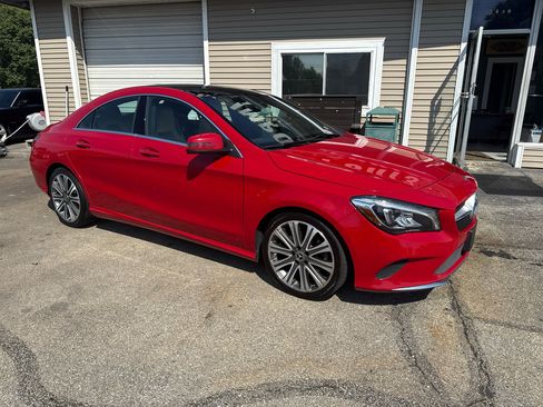 Used 2019 Mercedes-Benz CLA 250 4MATIC w/ Premium Package image 3
