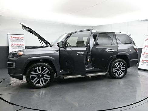 Used 2023 Toyota 4Runner Limited image 42