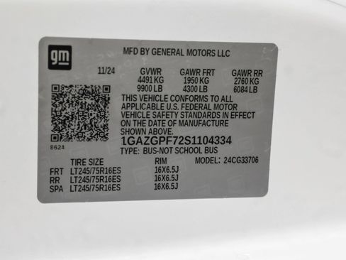 Used 2025 Chevrolet Express 3500 LT w/ LT Preferred Equipment Group RWD image 45