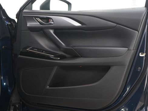 Used 2023 MAZDA CX-9 Touring image 12