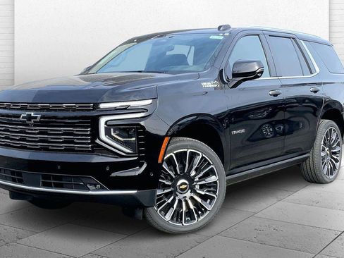New 2026 Chevrolet Tahoe High Country AWD/4WD image 2