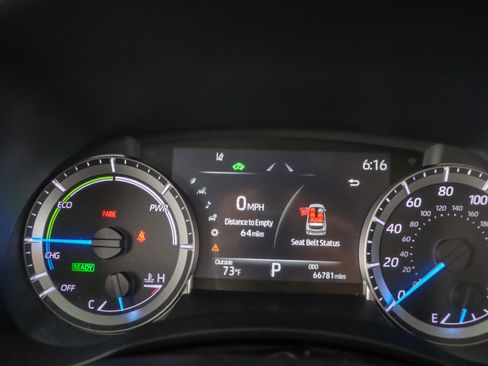 Used 2023 Toyota Highlander XLE image 15