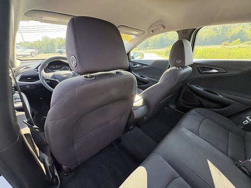 Used 2023 Chevrolet Malibu LS w/ Driver Confidence Package FWD image 17