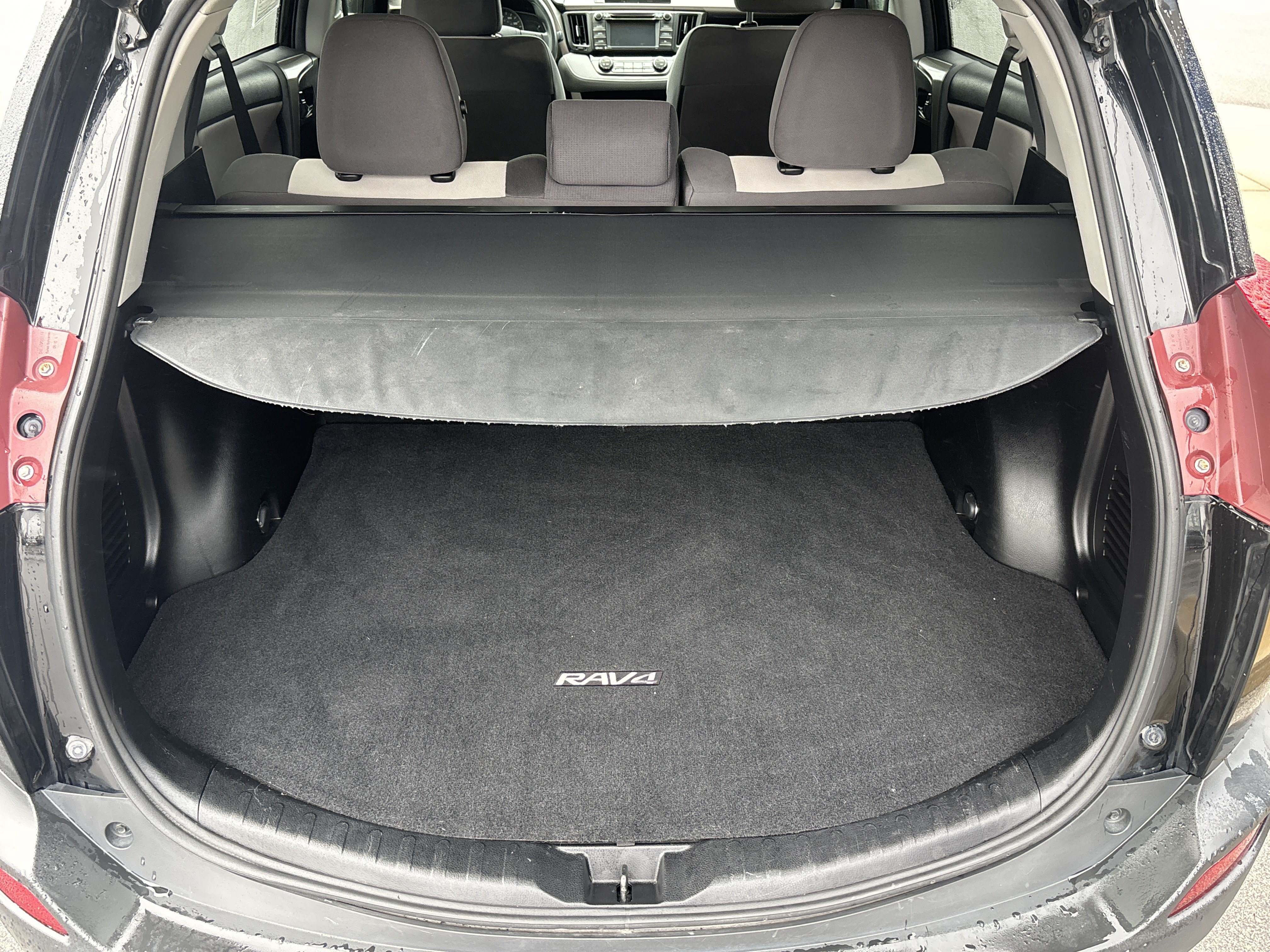 Used 2015 Toyota RAV4 XLE FWD image 29