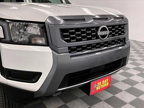 New 2025 Nissan Frontier SV image 14