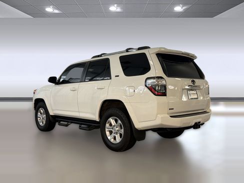 Used 2021 Toyota 4Runner SR5 AWD/4WD image 3