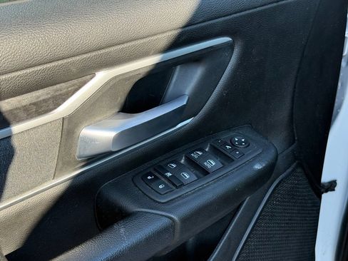 Used 2023 RAM 1500 Big Horn AWD/4WD image 12