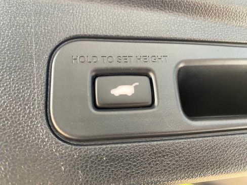 Used 2022 Acura MDX Type S AWD/4WD image 40