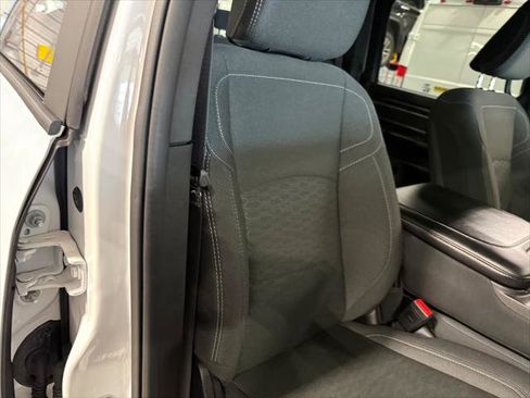 Certified 2025 RAM 2500 Big Horn AWD/4WD image 12