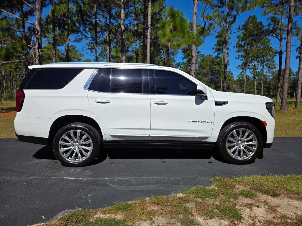 Used 2022 GMC Yukon Denali RWD image 6
