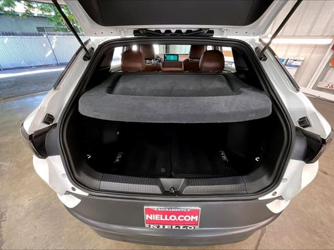 Used 2023 Volkswagen ID.4 2WD image 29