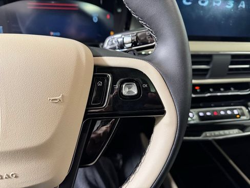 New 2026 Lincoln Corsair Premiere AWD/4WD image 23