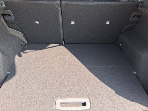 New 2026 Nissan Kicks SR image 7