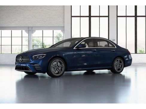 Used 2023 Mercedes-Benz E 350 4MATIC Sedan image 39
