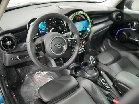 Used 2024 MINI Cooper S FWD image 6