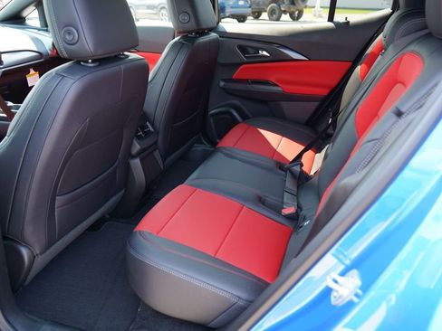 New 2025 Chevrolet Equinox EV RS image 25