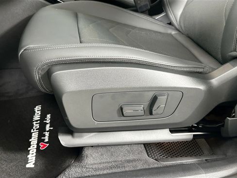 Used 2025 BMW X1 xDrive28i w/ Convenience Package image 20