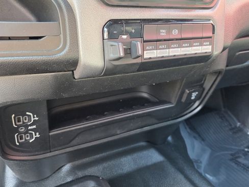 Used 2022 RAM 3500 Tradesman w/ Max Tow Package image 18