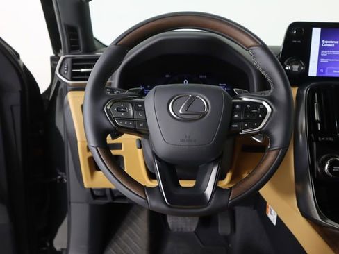 New 2026 Lexus LX 600 4WD w/ Accessory Package (2T) image 22