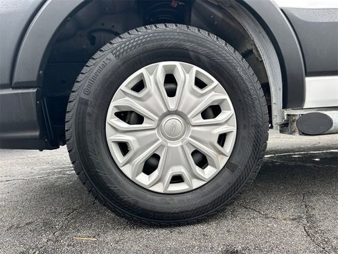 Used 2024 Ford Transit 250 Low Roof w/ Exterior Upgrade Package image 12