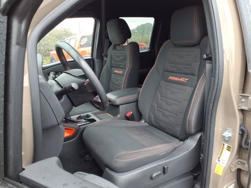 Used 2022 Nissan Frontier PRO-4X w/ Off-Road Protection Package AWD/4WD image 12