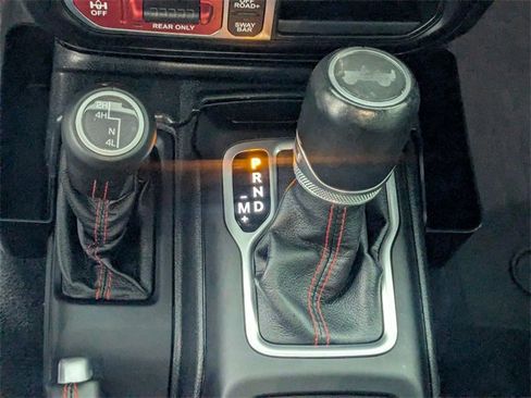 Used 2021 Jeep Wrangler Unlimited Rubicon w/ Dual Top Group image 22