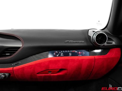 Used 2023 Ferrari F8 Tributo RWD image 39