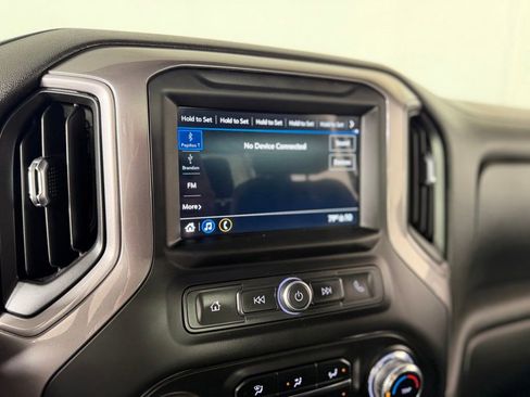 Used 2019 GMC Sierra 1500 4x4 Crew Cab w/ Convenience Package image 19