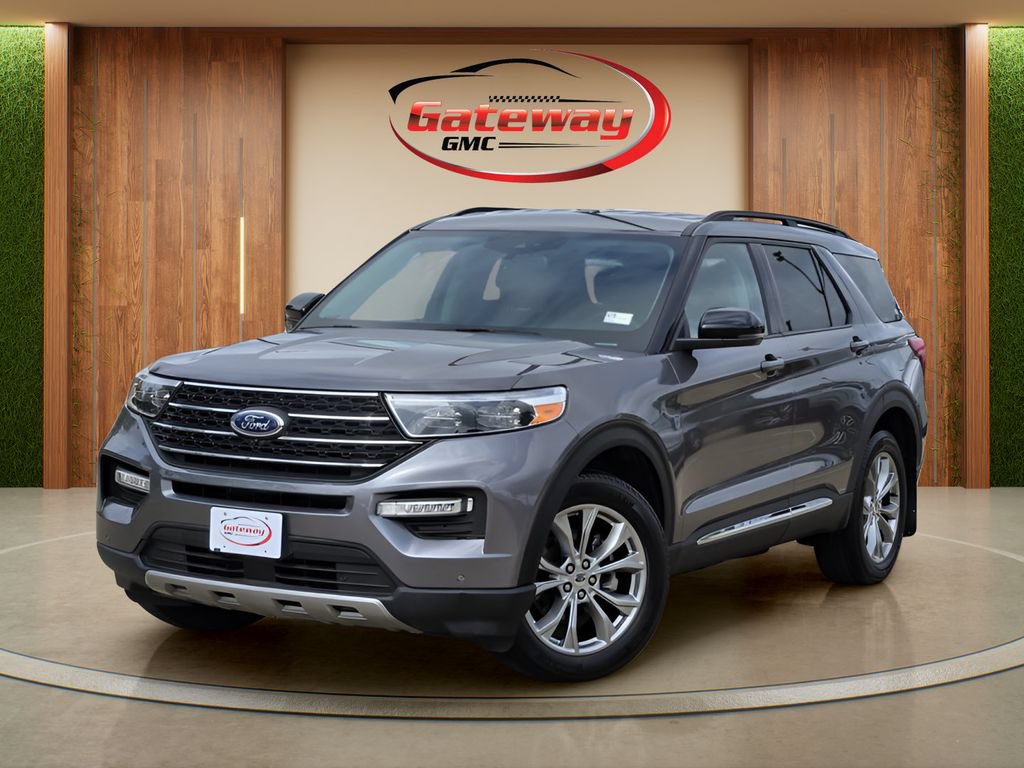 Used 2024 Ford Explorer XLT AWD/4WD image 1