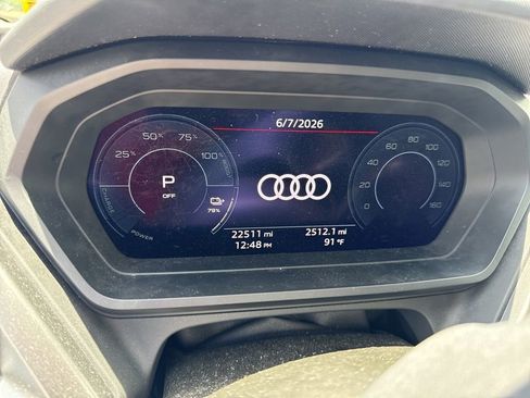 Used 2023 Audi Q4 e-tron Premium w/ Convenience Package AWD/4WD image 8