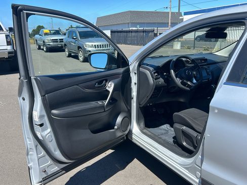 Used 2021 Nissan Rogue Sport S AWD/4WD image 13