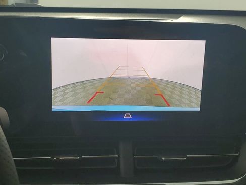 New 2026 Chevrolet Trax RS w/ Sunroof Package image 18