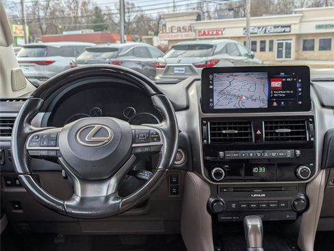 Used 2022 Lexus GX 460 Premium image 17