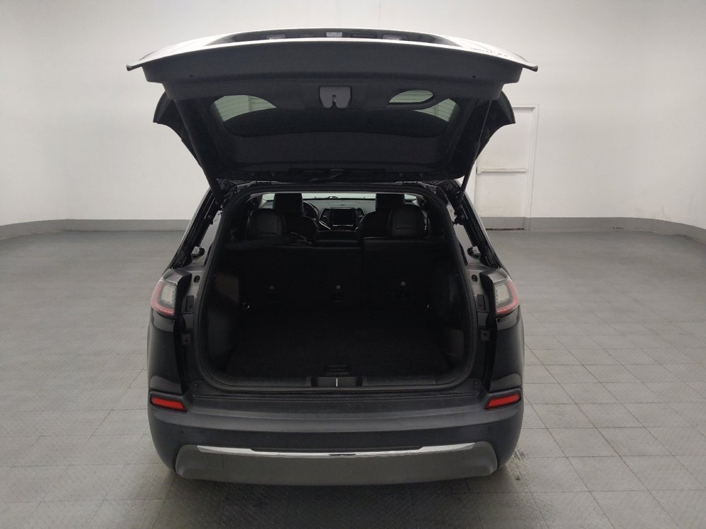 Used 2019 Jeep Cherokee Limited FWD image 29