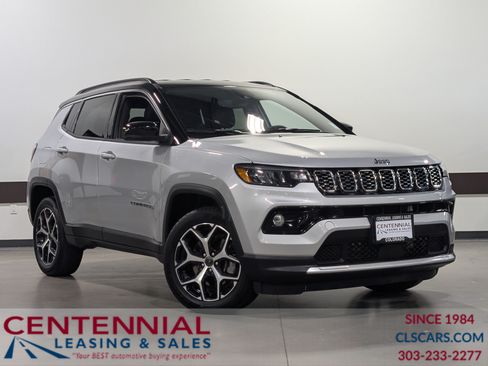 Used 2025 Jeep Compass Limited AWD/4WD image 1
