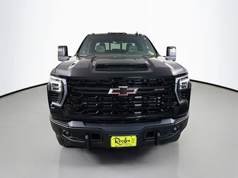 Used 2025 Chevrolet Silverado 2500 ZR2 w/ ZR2 Bison Edition AWD/4WD image 2