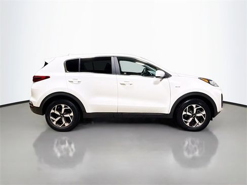 Used 2021 Kia Sportage LX image 6