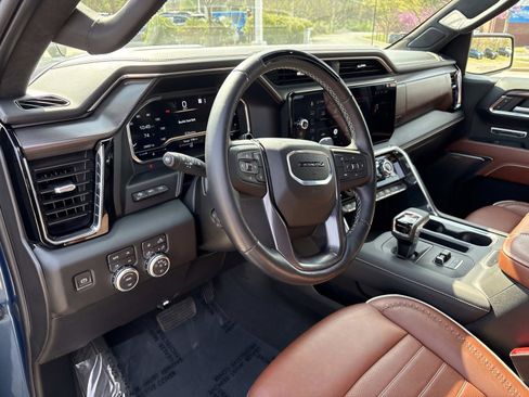 Used 2024 GMC Sierra 1500 Denali Ultimate image 18