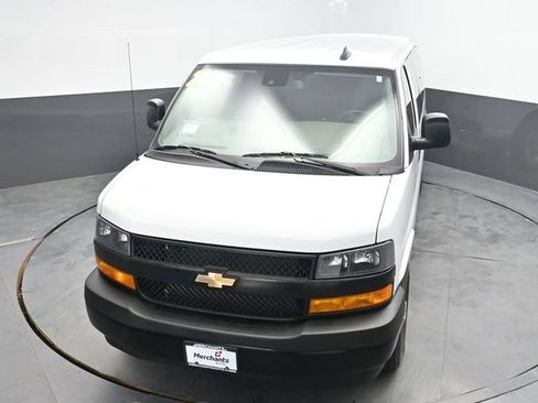 Used 2024 Chevrolet Express 3500 LS RWD image 27