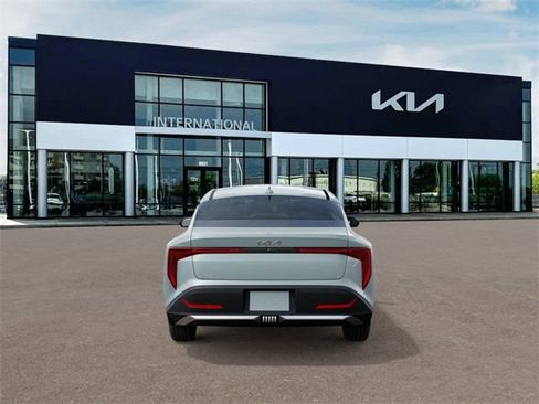 New 2025 Kia K4 EX image 5