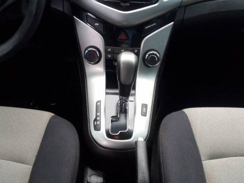 Used 2016 Chevrolet Cruze LS FWD image 14