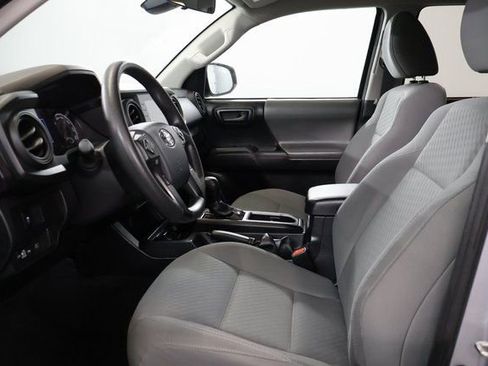 Certified 2020 Toyota Tacoma SR image 13